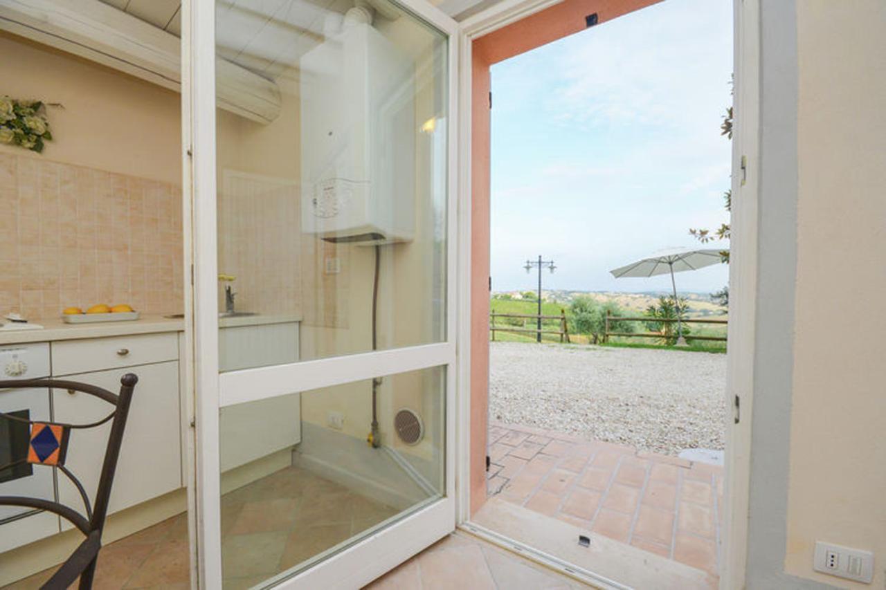 Villa Sant'Elena Morro dʼAlba Esterno foto